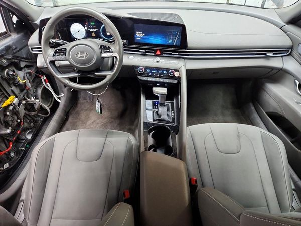 2025 HYUNDAI ELANTRA SEL Convenience — CKPT