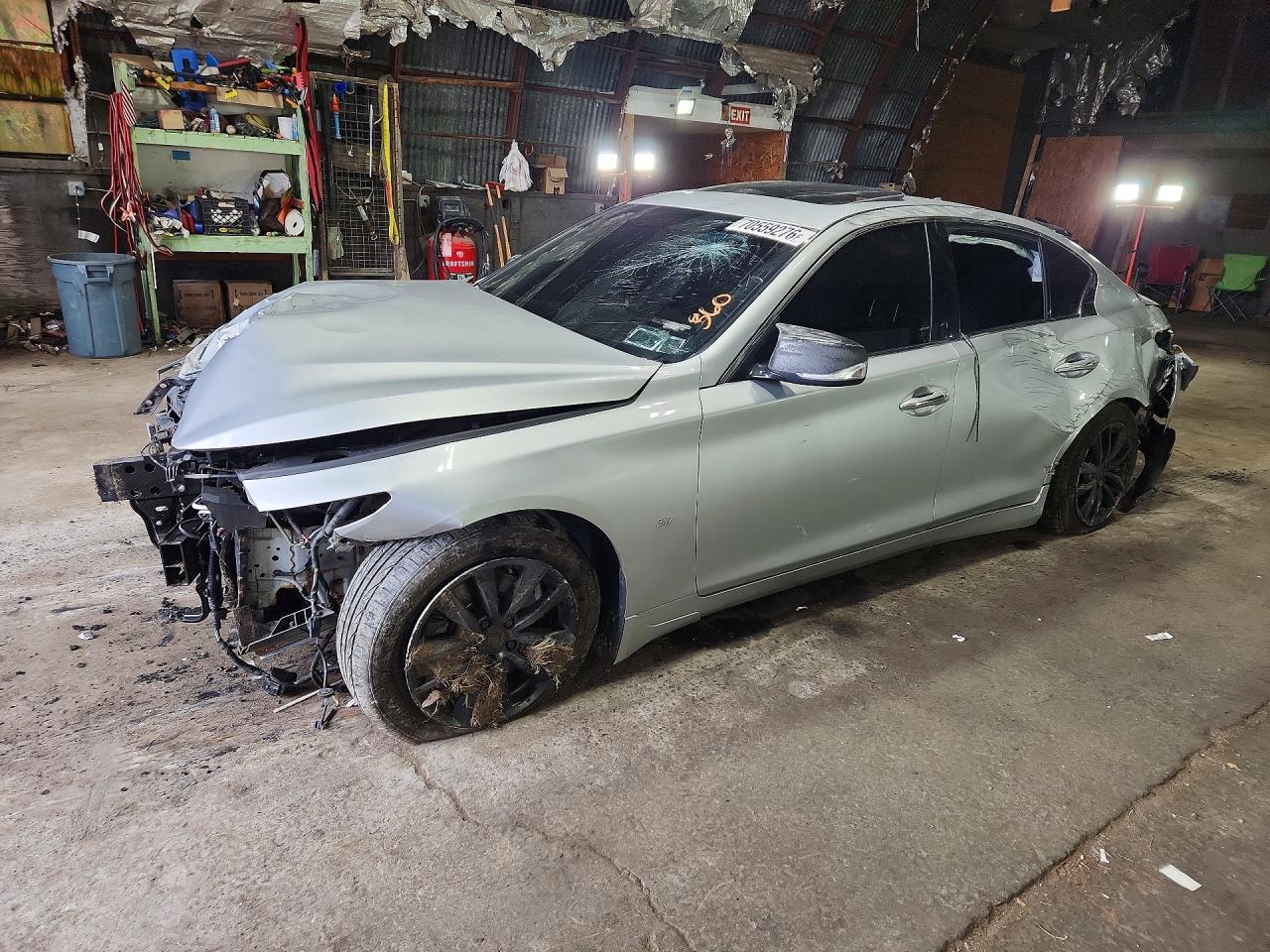 2015 INFINITI Q50 — Front 3/4