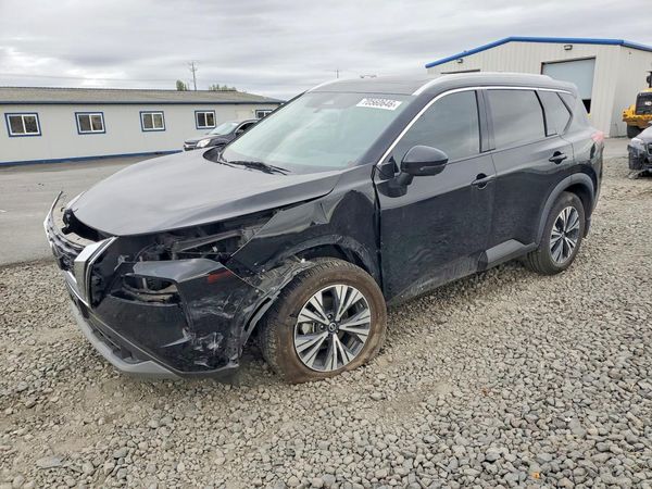 2021 NISSAN ROGUE SV — Front 3/4