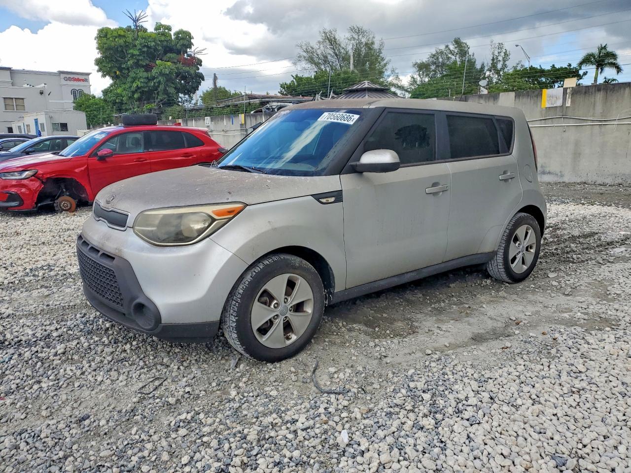2014 KIA SOUL GL(BASE) — Front 3/4