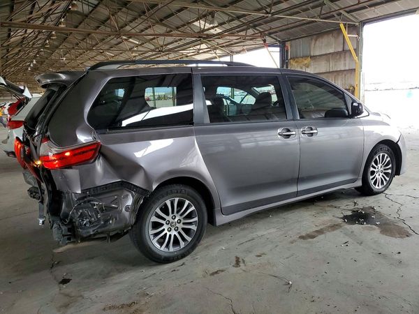 2020 TOYOTA SIENNA Q grade — PSRA