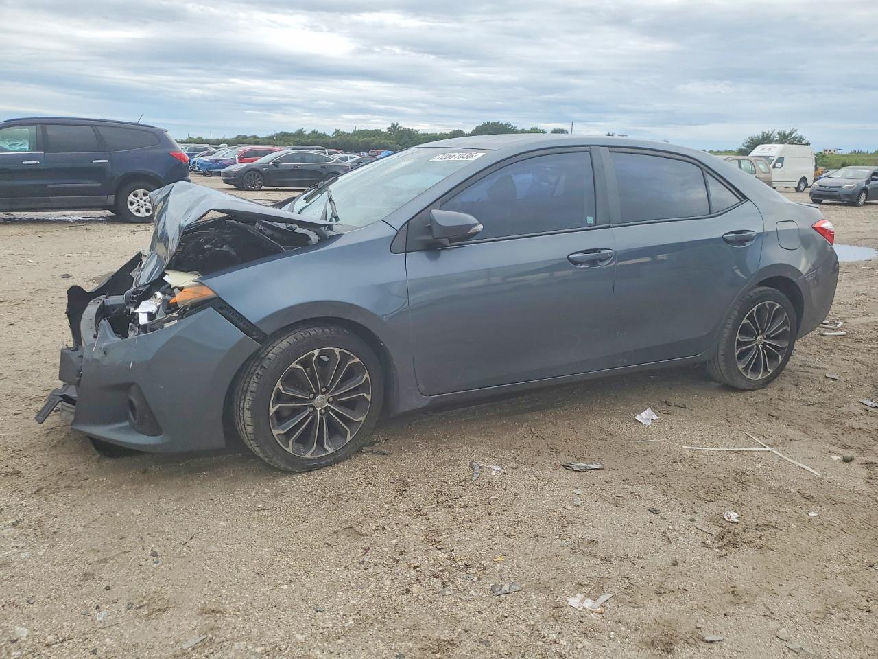 2014 TOYOTA COROLLA L/LE — Front 3/4