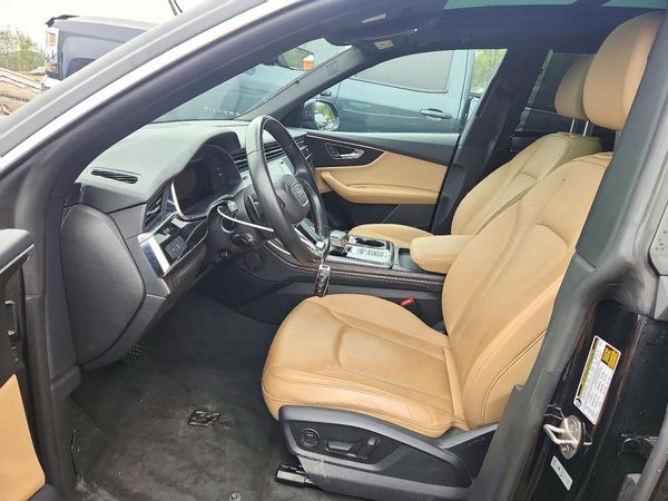 2022 AUDI Q8 — DENT