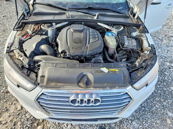 2018 AUDI A4 — Engine bay