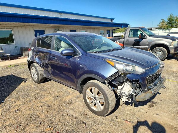 2017 KIA SPORTAGE LX — Passenger 3/4
