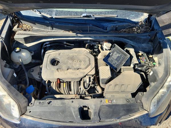 2017 KIA SPORTAGE LX — Engine bay