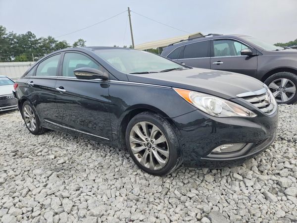 2012 HYUNDAI SONATA Middle level — Passenger 3/4