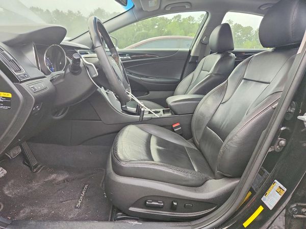 2012 HYUNDAI SONATA Middle level — DENT