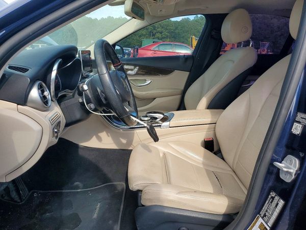 2015 MERCEDES-BENZ C Base — DENT