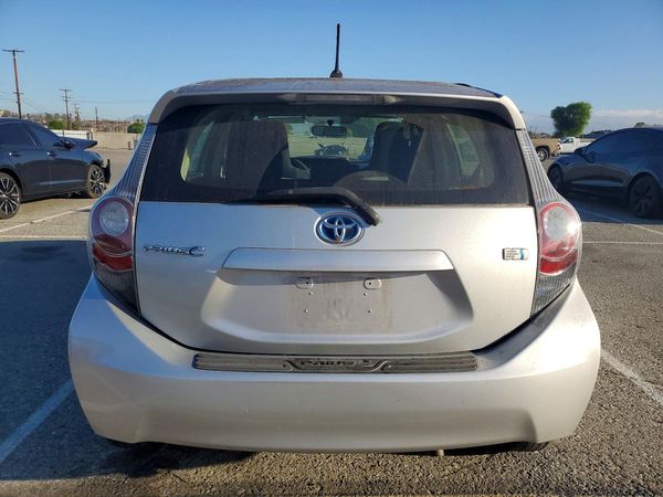 2014 TOYOTA PRIUS — DIRR
