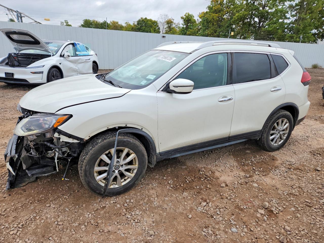 2018 NISSAN ROGUE — Front 3/4