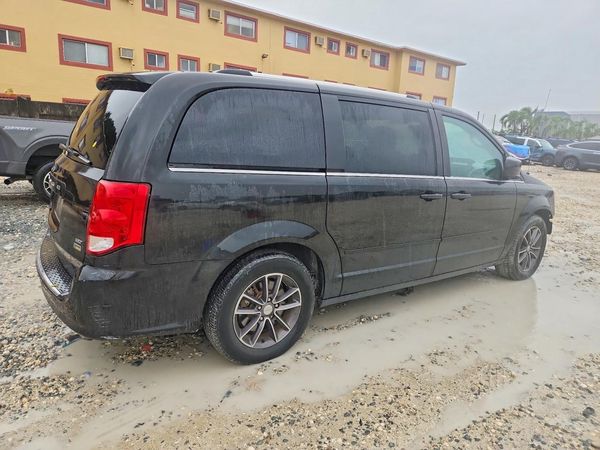 2017 DODGE GRAND CARAVAN SXT — PSRA