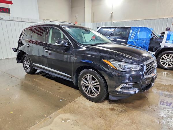 2017 INFINITI QX60 — Passenger 3/4