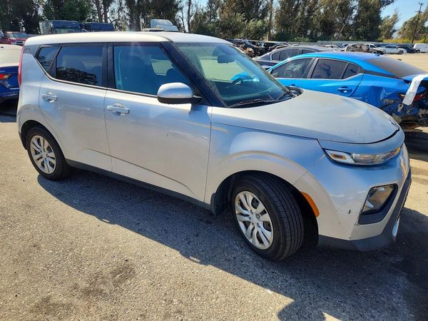 2020 KIA SOUL LX, S, X-Line — Passenger 3/4