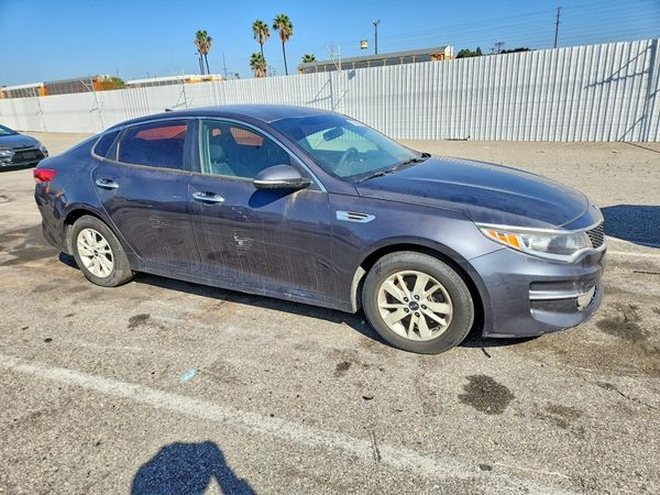 2017 KIA OPTIMA — Passenger 3/4