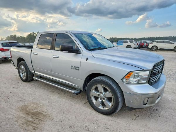 2017 RAM 1500 SLT — Passenger 3/4