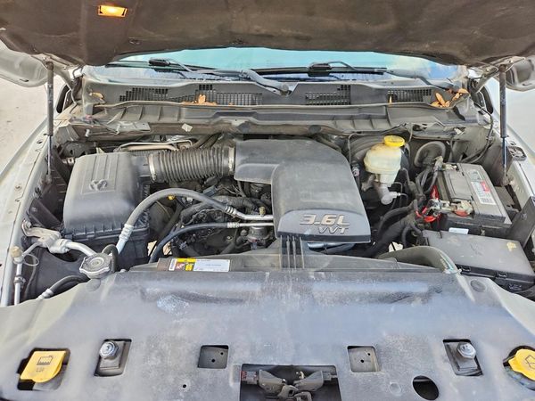 2017 RAM 1500 SLT — Engine bay