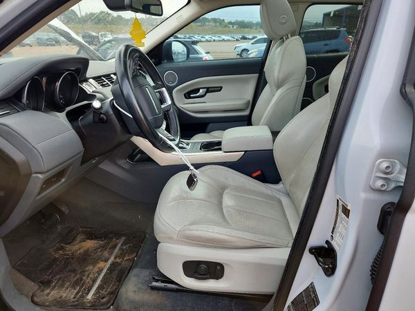 2016 LAND ROVER RANGEROVER HSE — DENT