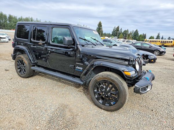 2023 JEEP WRANGLER Sahara 4XE — Passenger 3/4