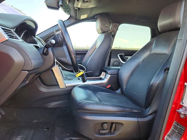 2016 LAND ROVER DISCOVERY SE — DENT