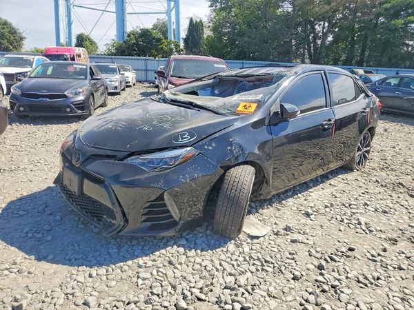 2018 TOYOTA COROLLA L/LE/SE/XLE/XSE — Front 3/4
