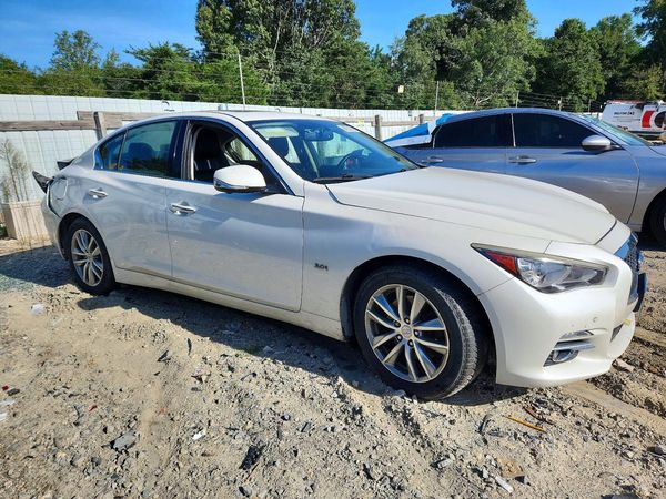 2017 INFINITI Q50 — Passenger 3/4