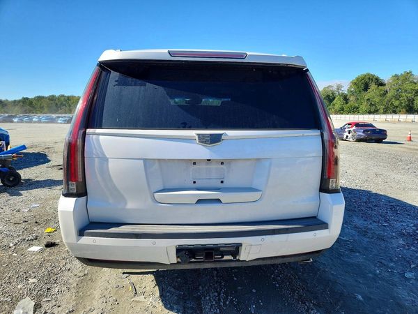 2016 CADILLAC ESCALADE Luxury — DIRR