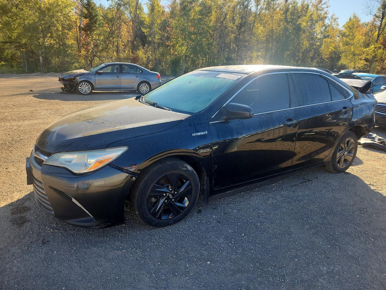 2015 TOYOTA CAMRY Hybrid — Front 3/4