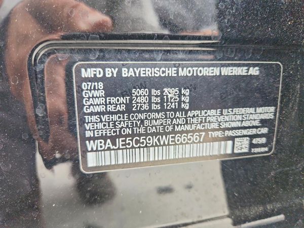 2019 BMW 540 — VINS
