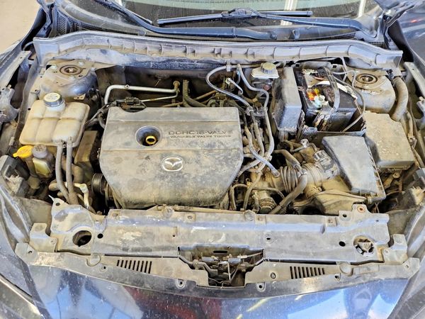 2013 MAZDA 3 SV/Base — Engine bay