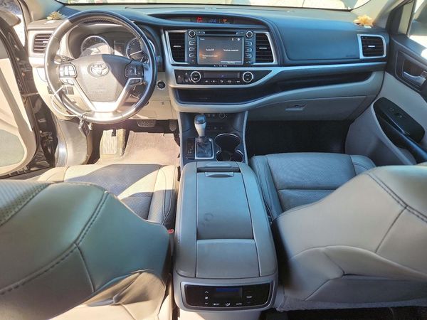 2017 TOYOTA HIGHLANDER Ltd/Ltd Platinum — CKPT