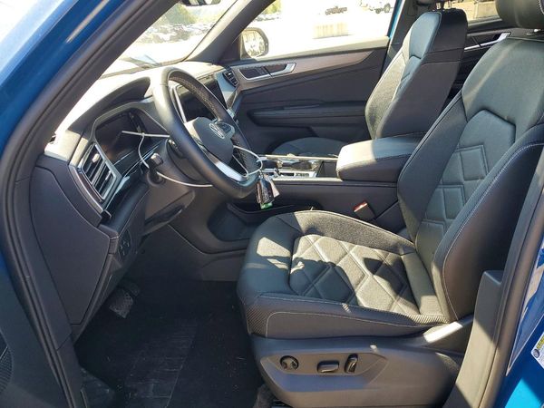 2026 VOLKSWAGEN ATLAS CROSS SPORT SE — DENT