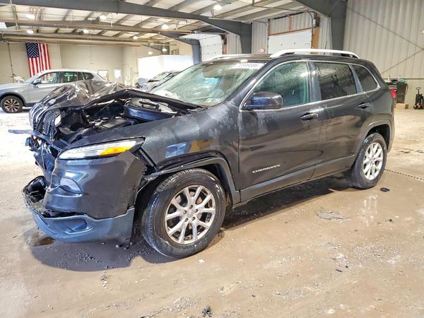 2016 JEEP CHEROKEE — DSFA — Front 3/4
