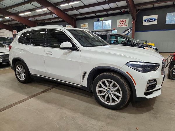 2020 BMW X5 xDrive40i — Passenger 3/4