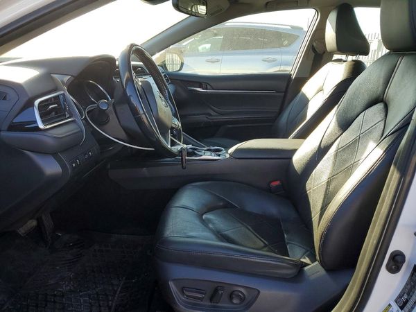 2018 TOYOTA CAMRY L/LE/SE/XLE — DENT