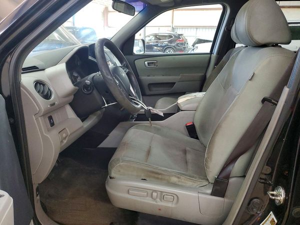 2015 HONDA PILOT SE — DENT