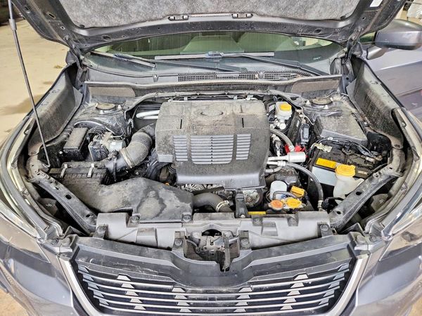 2021 SUBARU FORESTER Premium — Engine bay