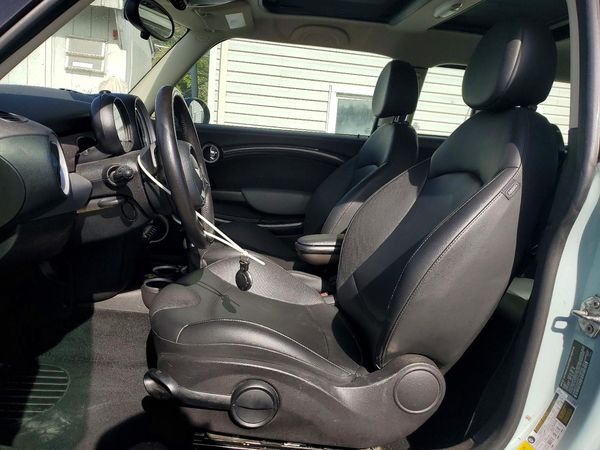 2012 MINI COOPER — DENT