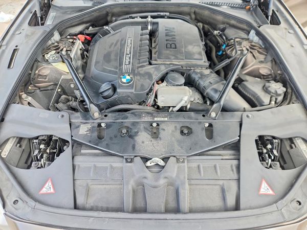 2013 BMW 640 — Engine bay