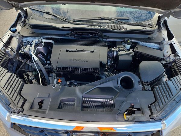 2024 HONDA PILOT — Engine bay