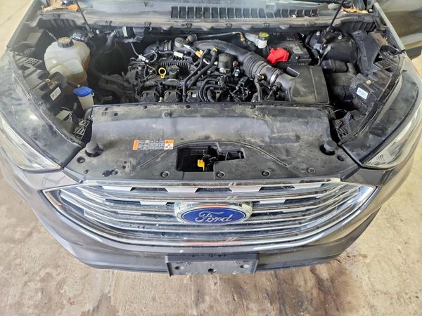2020 FORD EDGE SE — Engine bay