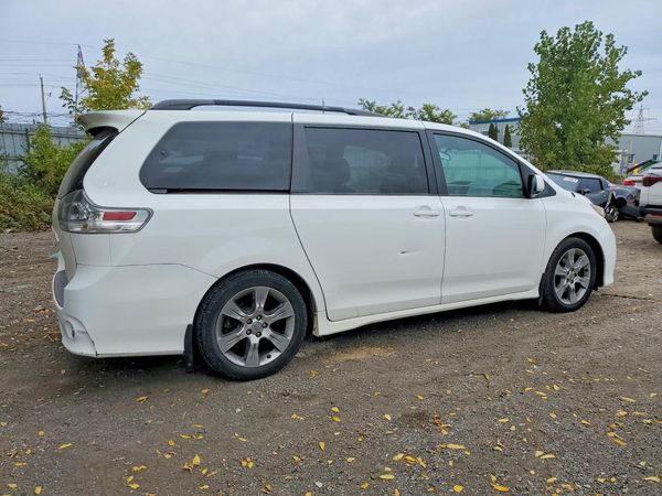 2012 TOYOTA SIENNA — PSRA