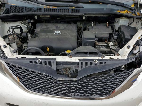 2012 TOYOTA SIENNA — Engine bay