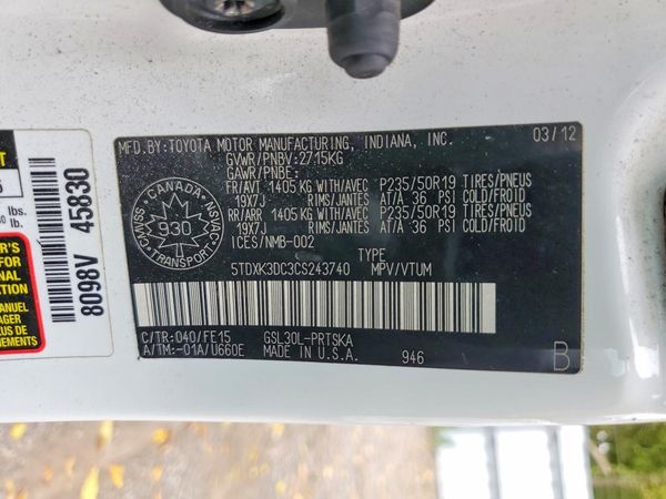 2012 TOYOTA SIENNA — VINS