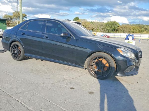 2016 MERCEDES-BENZ E-CLASS E400 — Passenger 3/4