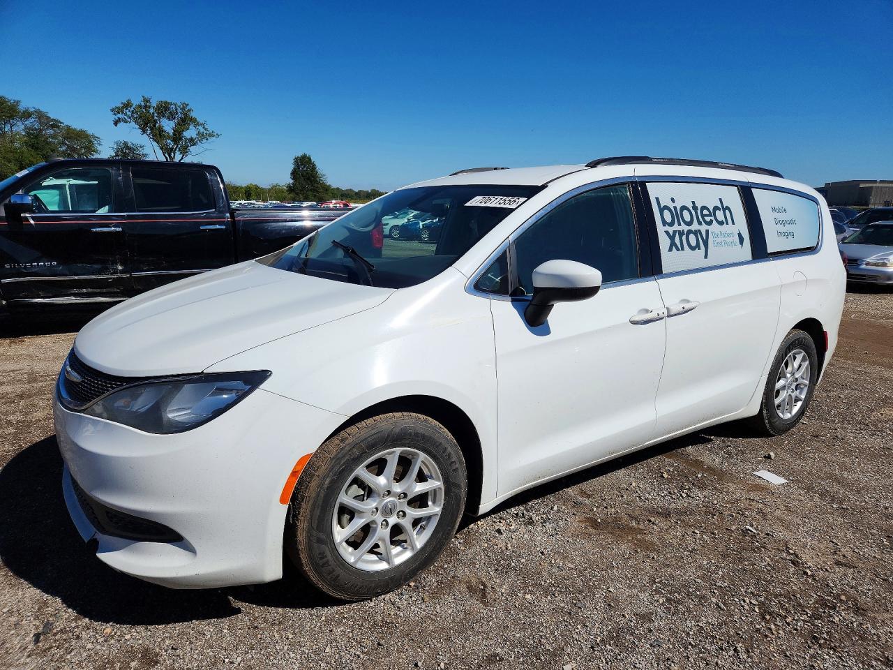 2021 CHRYSLER VOYAGER LXI — Front 3/4