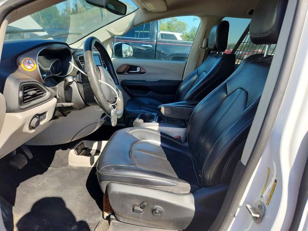 2021 CHRYSLER VOYAGER LXI — DENT