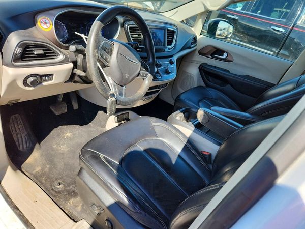 2021 CHRYSLER VOYAGER LXI — CKPT