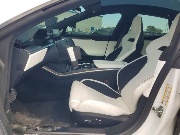 2025 TESLA MODEL S — DENT