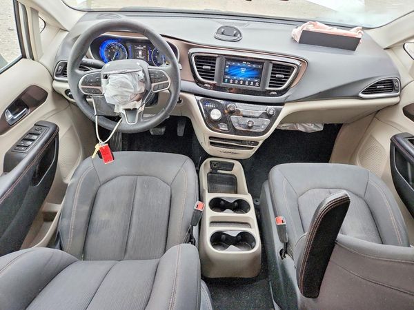 2019 CHRYSLER PACIFICA L — CKPT